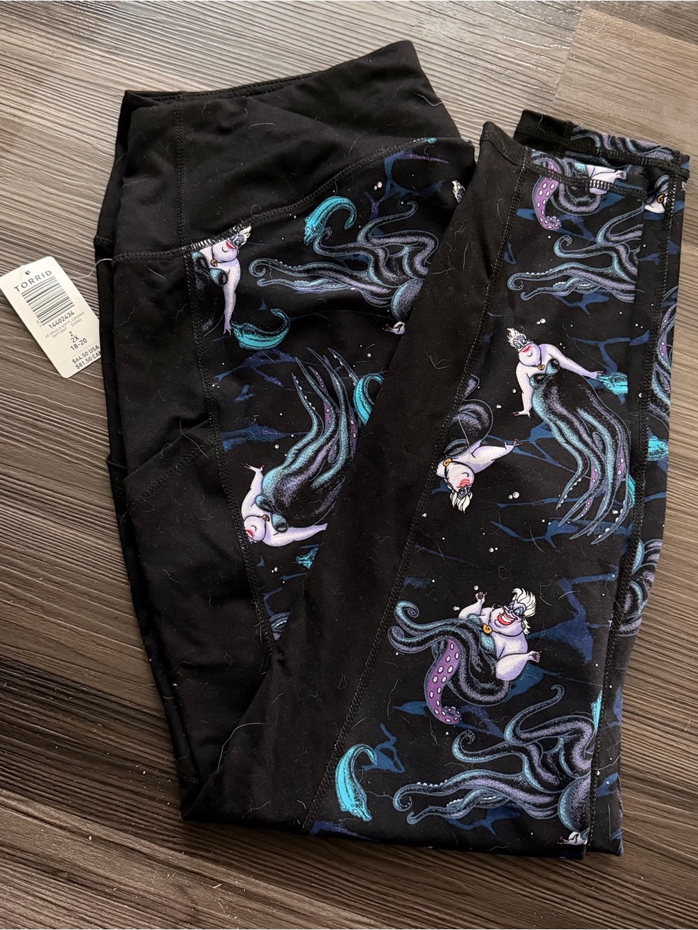 Torrid Black Leggings with Teal & Purple Ursula Disney Villains 2 NWT
